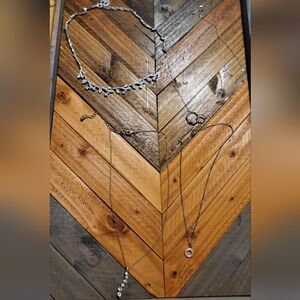 Elegant Silver Necklace Set